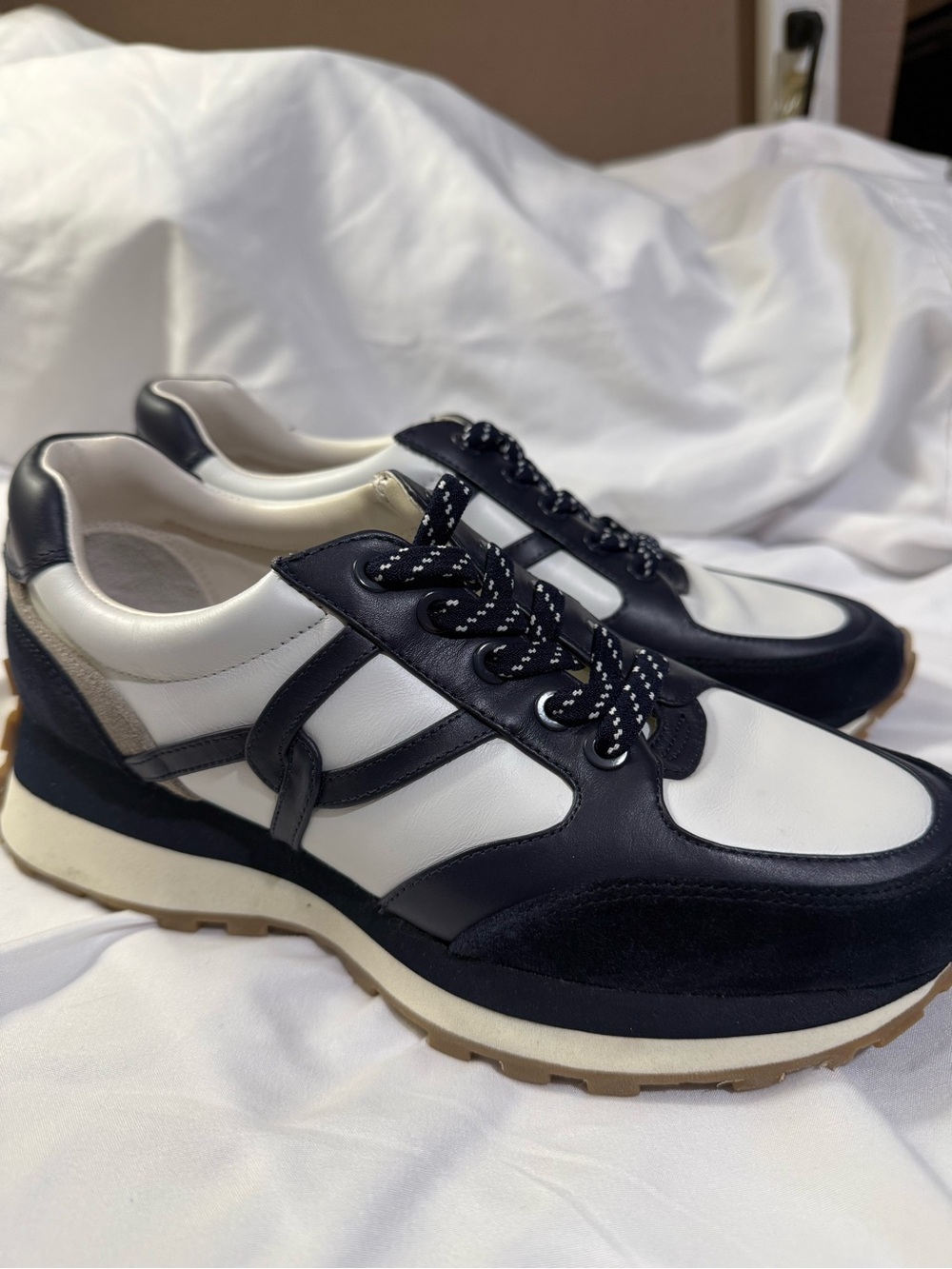 Veronica Beard Valentina Sneaker W/Size 8.5 
Color: Navy Multi - Picture 3 of 10